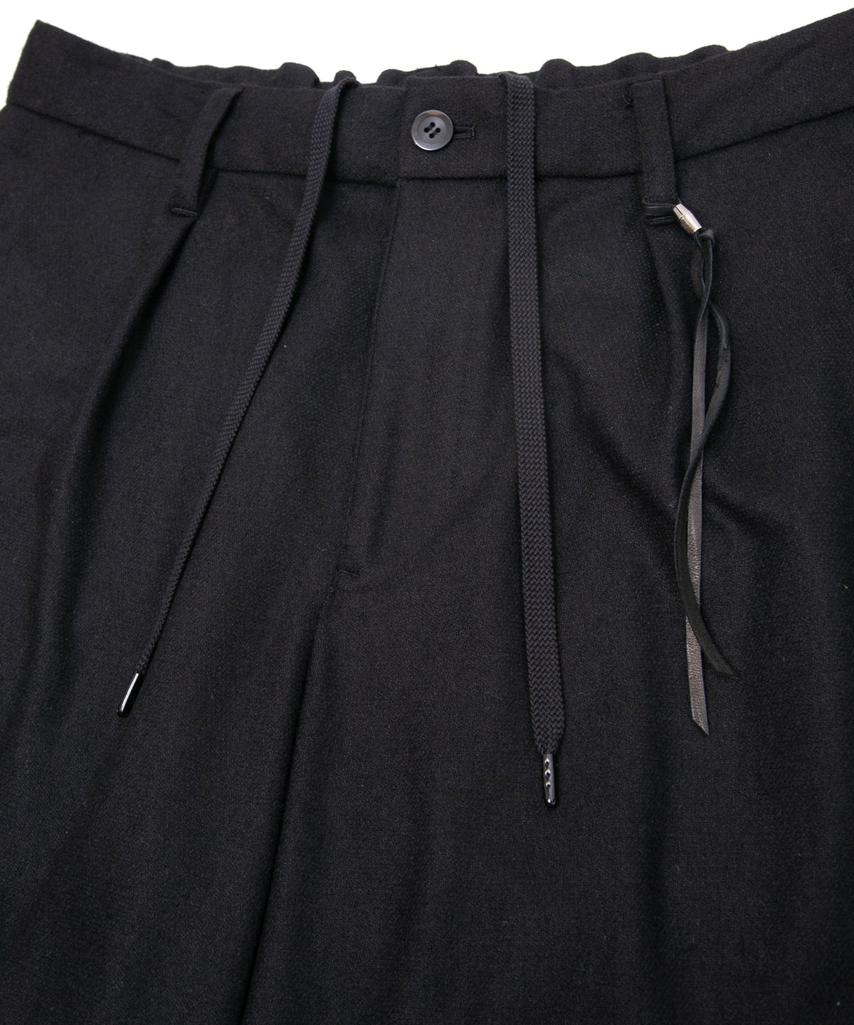 カシミア混 ストレッチ リサイクルウール ツイル バレル ワイド パンツ - BLACK-11
